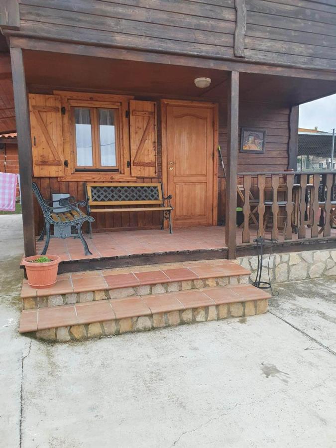 Cabana De Madera Especial Y Acogedora Cardenete Exteriér fotografie