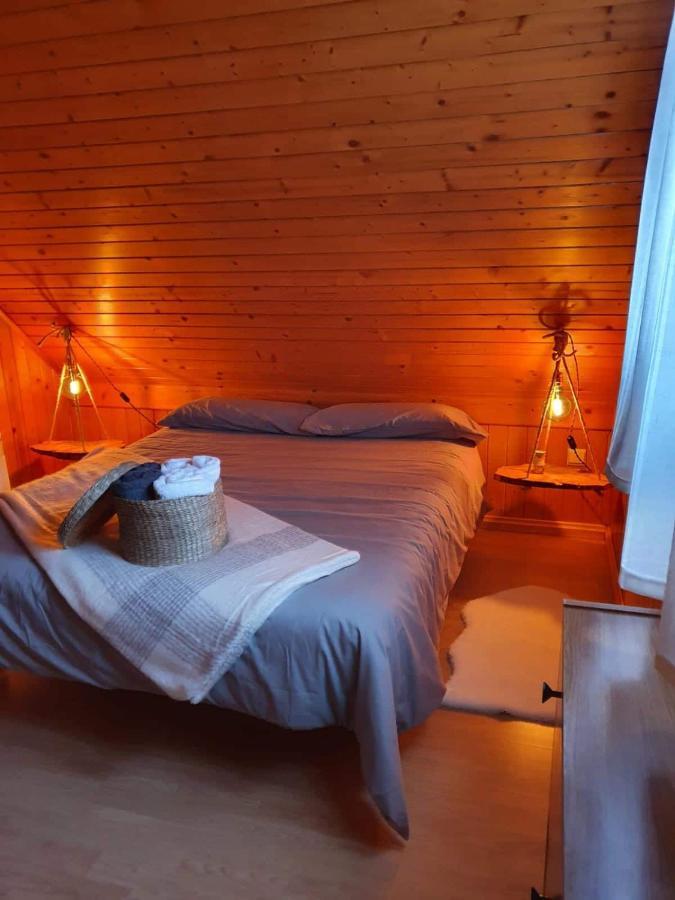 Cabana De Madera Especial Y Acogedora Cardenete Exteriér fotografie