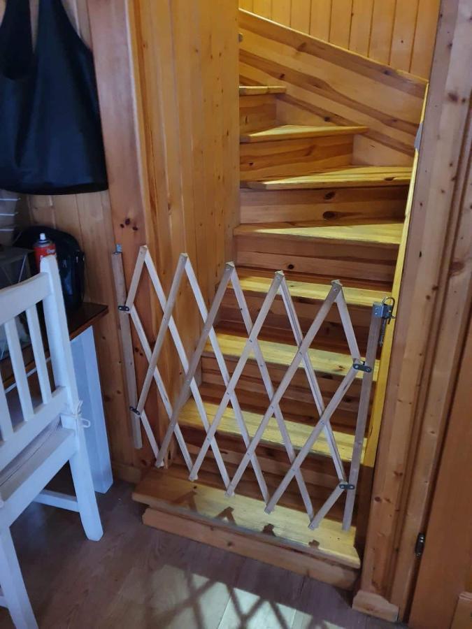Cabana De Madera Especial Y Acogedora Cardenete Exteriér fotografie