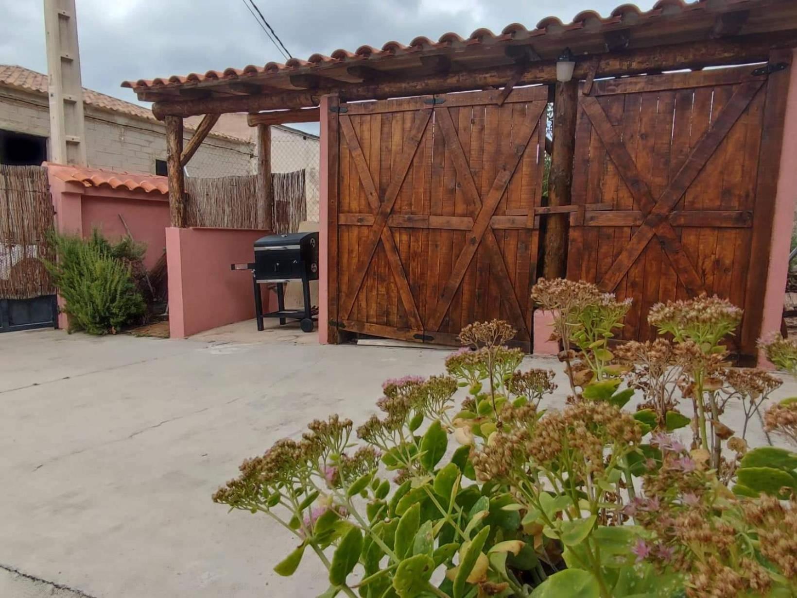 Cabana De Madera Especial Y Acogedora Cardenete Pokoj fotografie